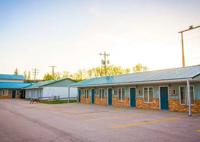 Deer Motel 2*